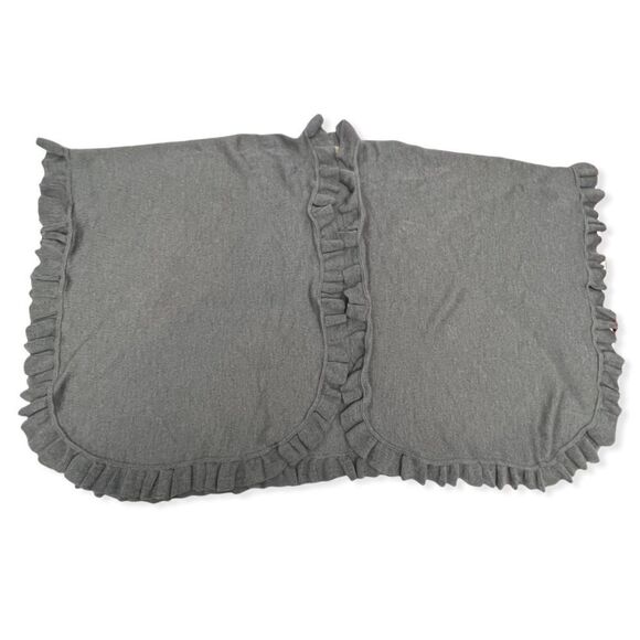 Lane d'Olimpia Made in Italy Ruffled Italian Wool
Wrap Poncho - Picture 7 of 7